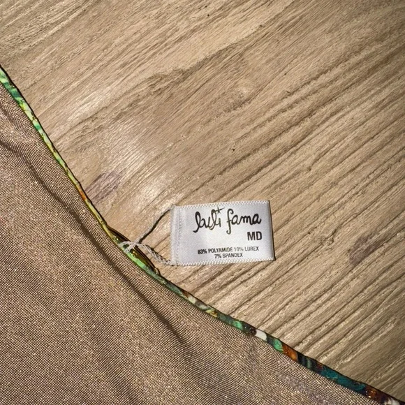 Luli Fama bikini - Picture 6 of 7